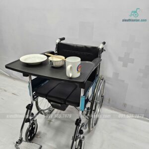 Bàn Ăn Cho Xe Lăn