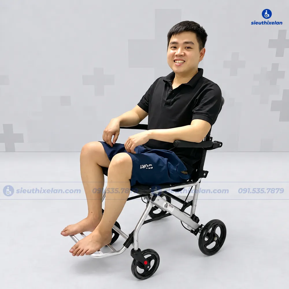 Xe Lăn Lucass X93 – Xe Lăn Du Lịch Gấp Gọn, Xách 1 Tay